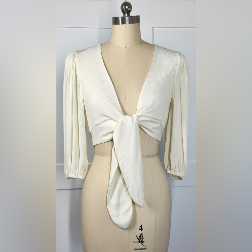 NWT EXPRESS TIE FRONT PUFF SLEEVE TOP